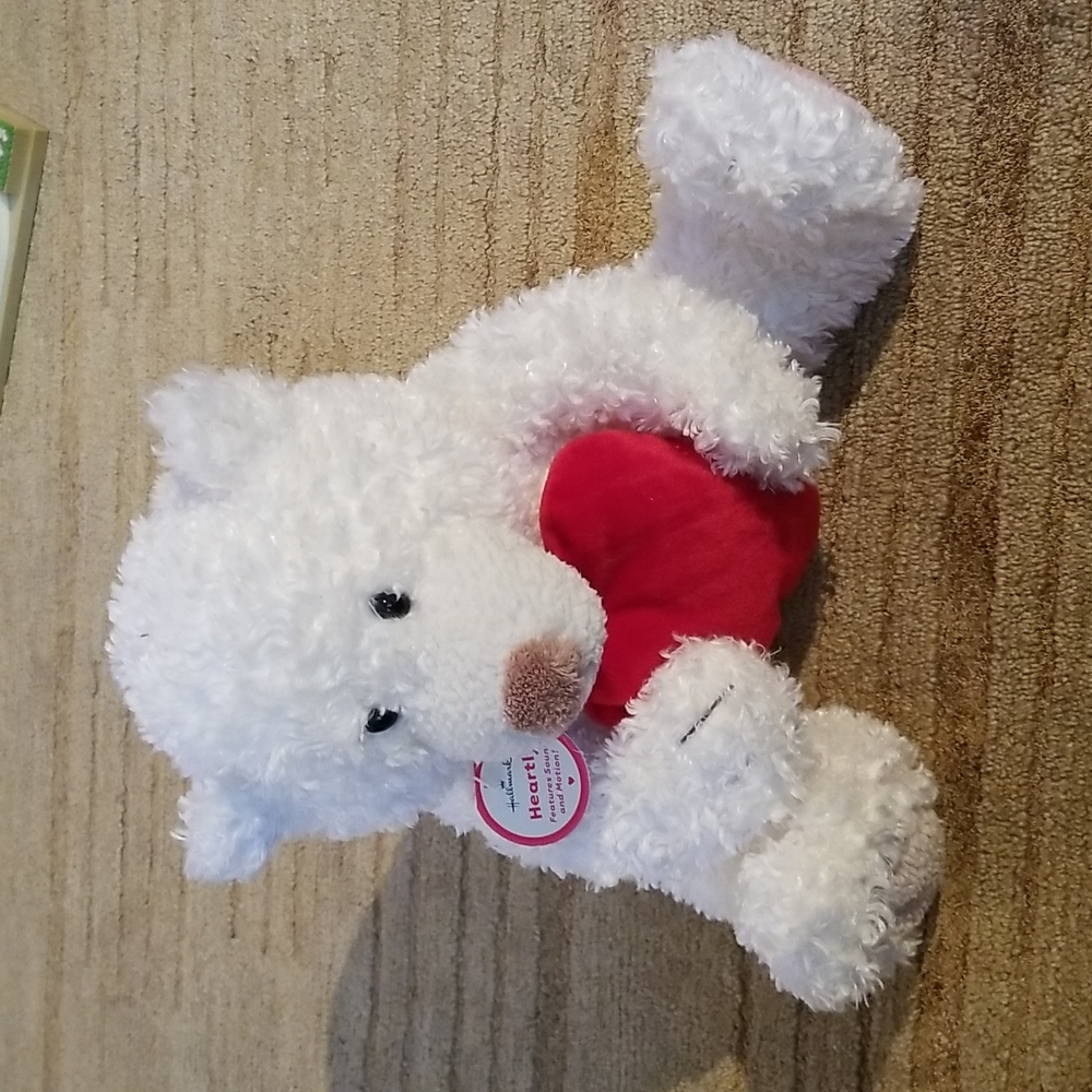 Hallmark heartly bear